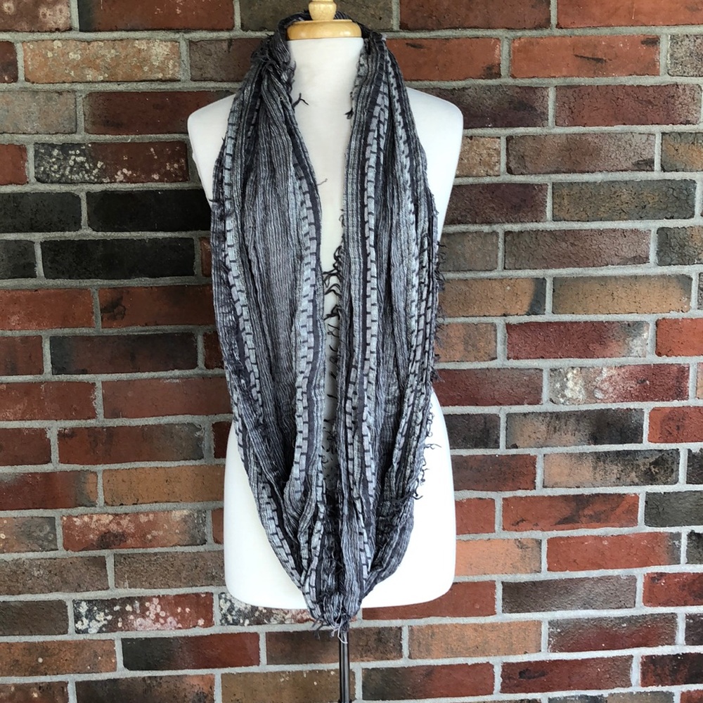 Gray infinity Scarf